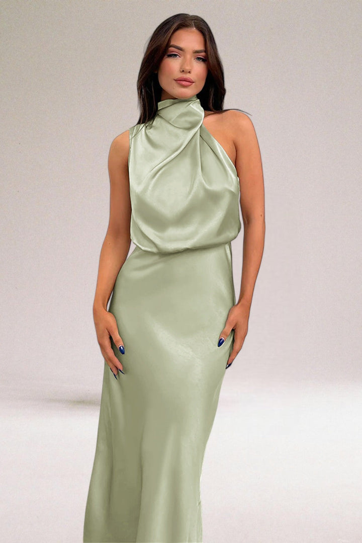 Élodie™ | Robe glamour en satin avec licou.