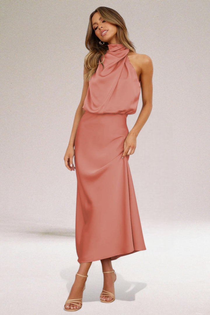 Élodie™ | Robe glamour en satin avec licou.