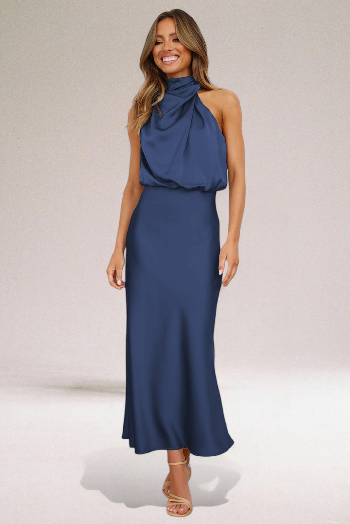 Élodie™ | Robe glamour en satin avec licou.