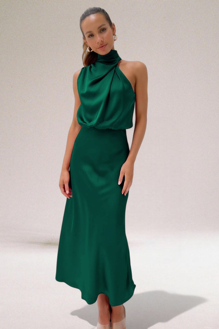 Élodie™ | Robe glamour en satin avec licou.